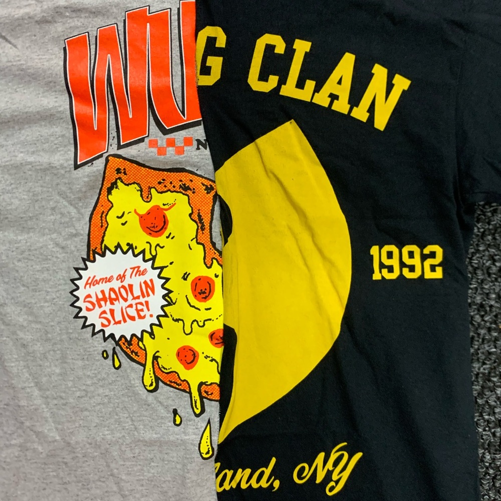 Wu-Tang Inspired Split Graphic Short Sleeve Tee - Gray & Black